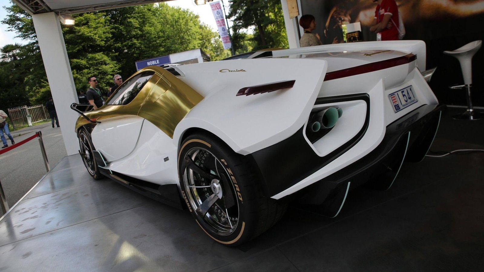 Η ισχύς του πλήρως ηλεκτρικού Frangivento Charlotte Roadster είναι στους 897 ίππους (660 KW), ενώ διαθέτει μπαταρίες 70 KWh. Η τελική του είναι στα 30